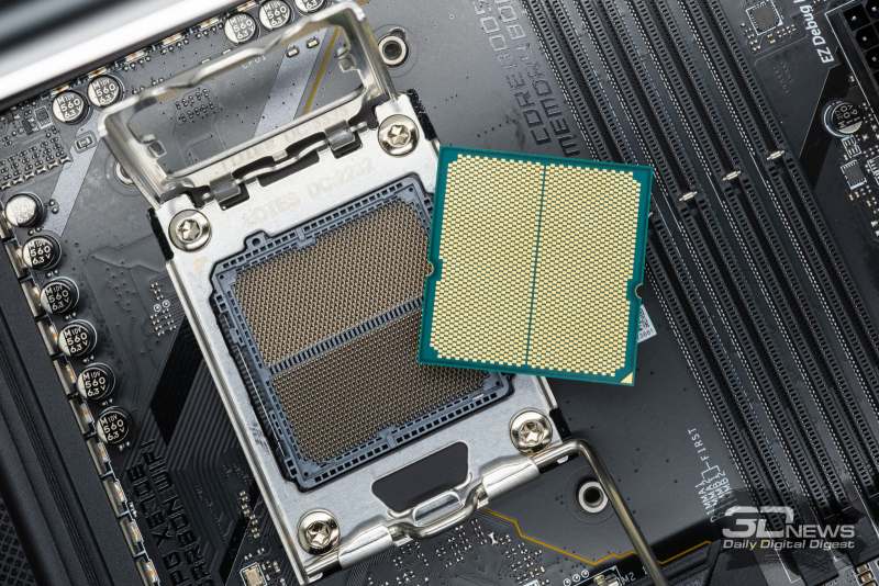  Читатели 3DNews точно помнят, что первыми процессорами AMD с микроархитектурой Zen, лишившимися ножек, стали Threadripper для платформы sTR4 
