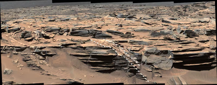  Опал обнаруживает себя как светлое окаймление трещин на поверхности скальных пород Марса (указоно пунктиром) 