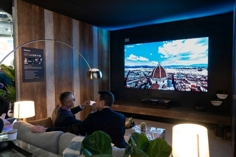 Hisense представила новые ULED-телевизоры — 110-дюймовый флагман поддерживает формат 8K и обеспечивает яркость 2500 кд/м²
