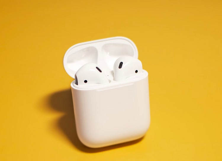 Слухи: Apple готовит обновлённые AirPods Max и бюджетные AirPods Lite за $99