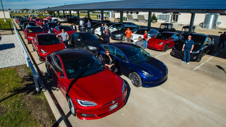 Базовая версия Tesla Model Y в США подешевела сразу на $13 000