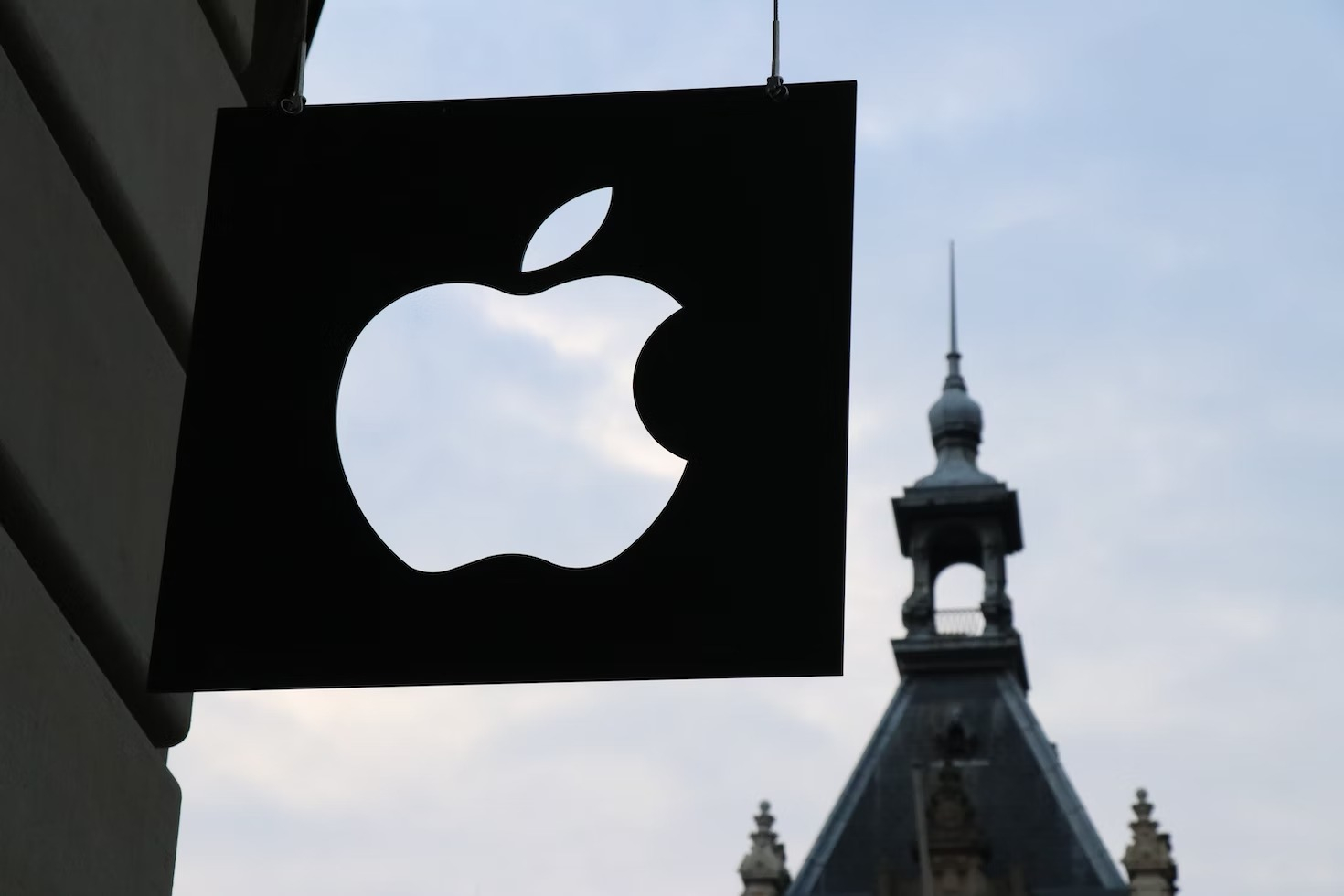 Apple выпустила обновление для iPhone 5S в этом году модели исполнится 10 лет