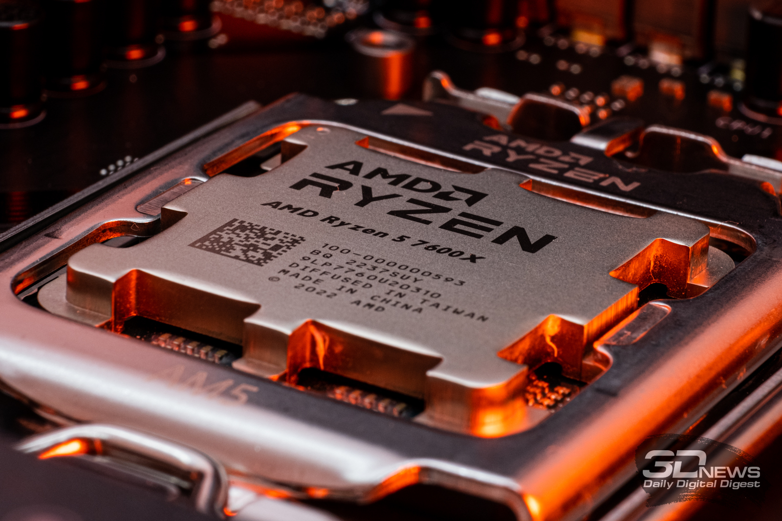 Обзор AMD Ryzen 5 7600X: шесть ядер уже не в моде? / Процессоры и память