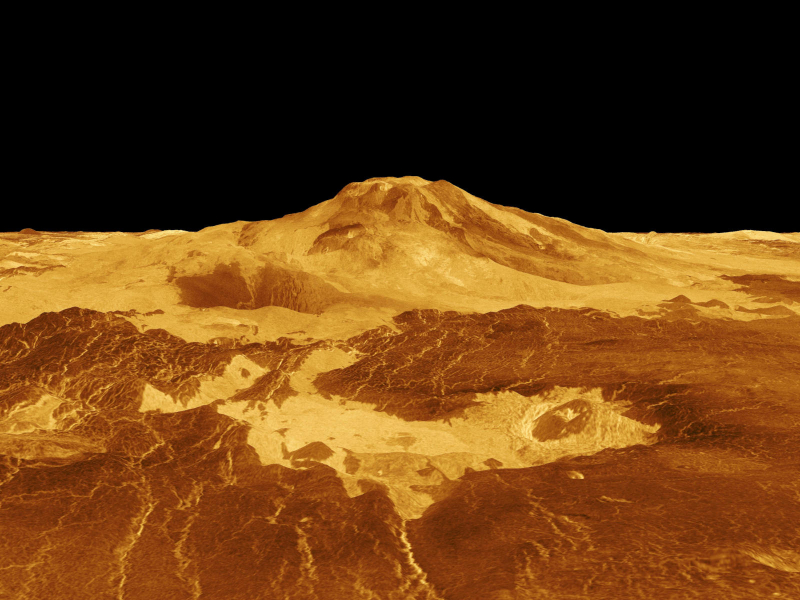 Учёные впервые обнаружили действующий вулкан на Венере  по данным 30-летней давности