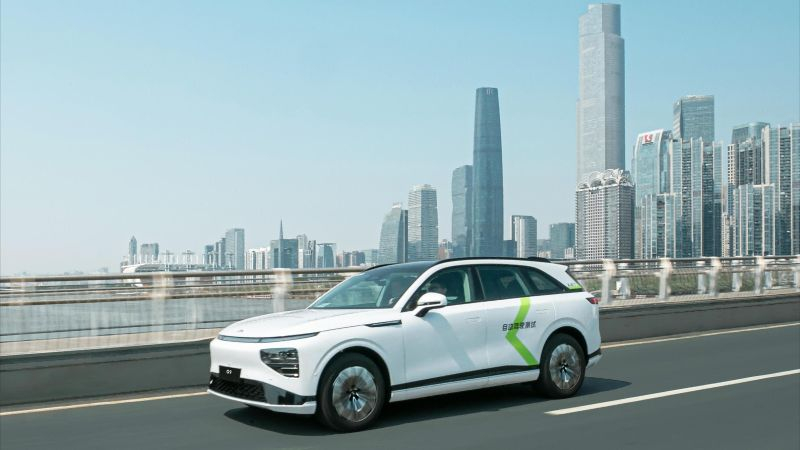 К концу следующего года XPeng откроет доступ к автопилоту для всех крупных городов Китая