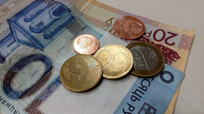 До конца года в Беларуси примут решение о введении цифрового рубля