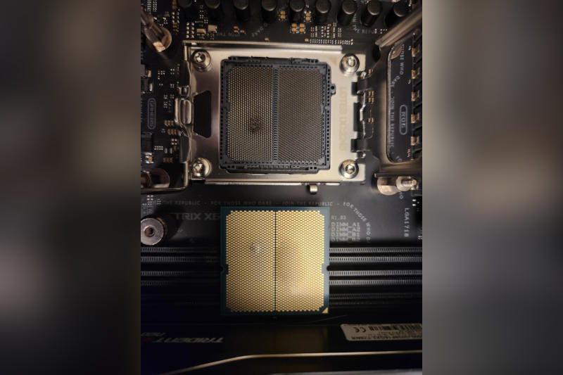 Процессор AMD Ryzen 7 7800X3D сгорел, уничтожив материнскую плату ASUS X670 —  виноватой может быть и последняя