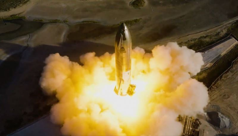 SpaceX провела статическое огневое испытание двигателей корабля Starship