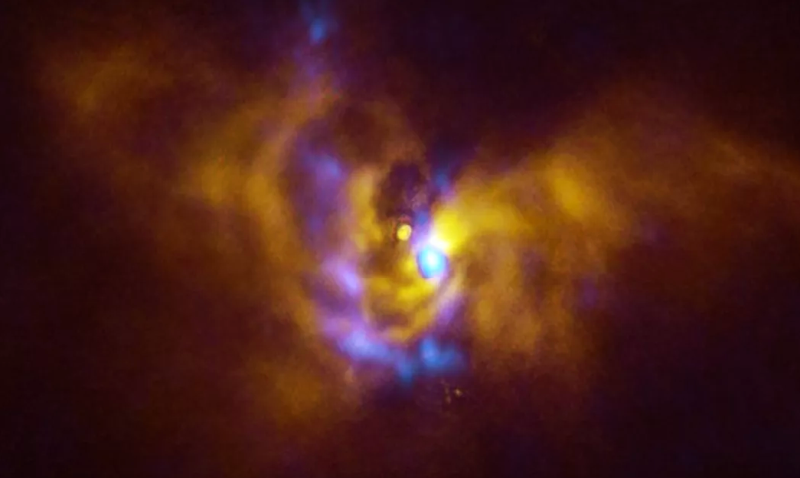 Источник изображений: ESO/ALMA/Weber 