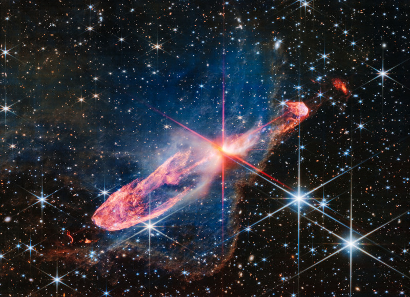 Телескоп «Джеймс Уэбб» сделал инфракрасные снимки молодой двойной звезды Herbig-Haro 46/47