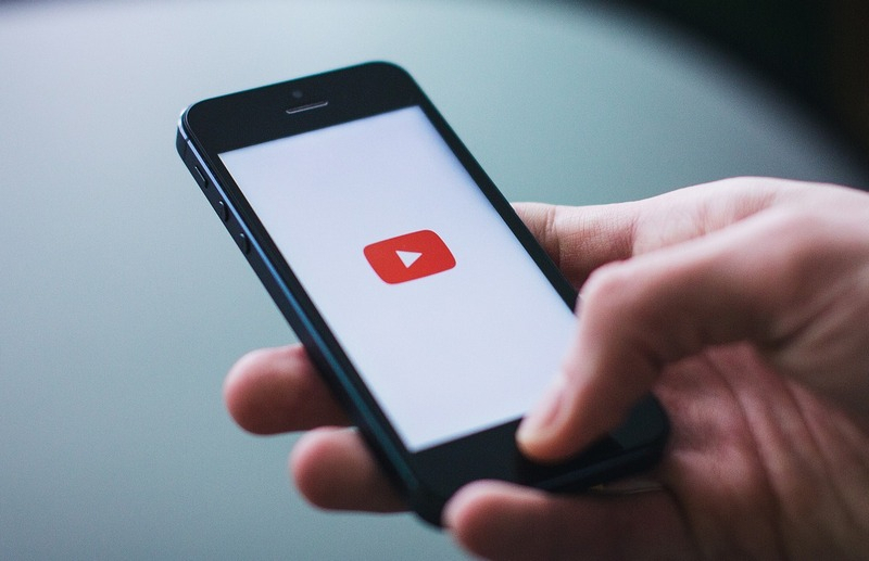 YouTube начал угрожать блокировкой видеоплеера за использование блокировщика рекламы — пока в тестовом режиме