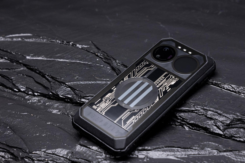 IIIF150 B2 Ultra: защищённый смартфон в стиле киберпанк с батареей ёмкостью 15 000 мА·ч