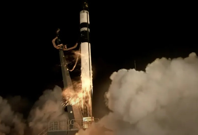 Ракета Rocket Lab потерпела крушение во время доставки на орбиту спутника Acadia