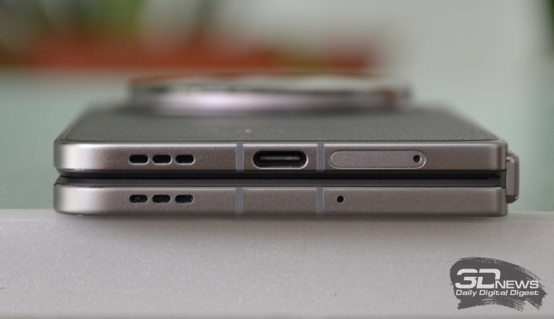  OPPO Find N3, нижняя грань: два динамика, порт USB Type-C, микрофон, слот для двух карточек nano-SIM 