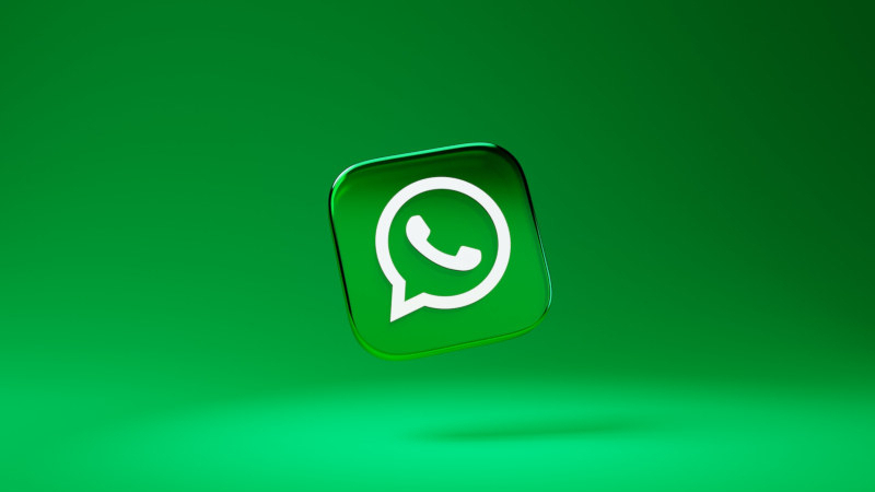 WhatsApp планирует показывать рекламу в Статусах и Каналах