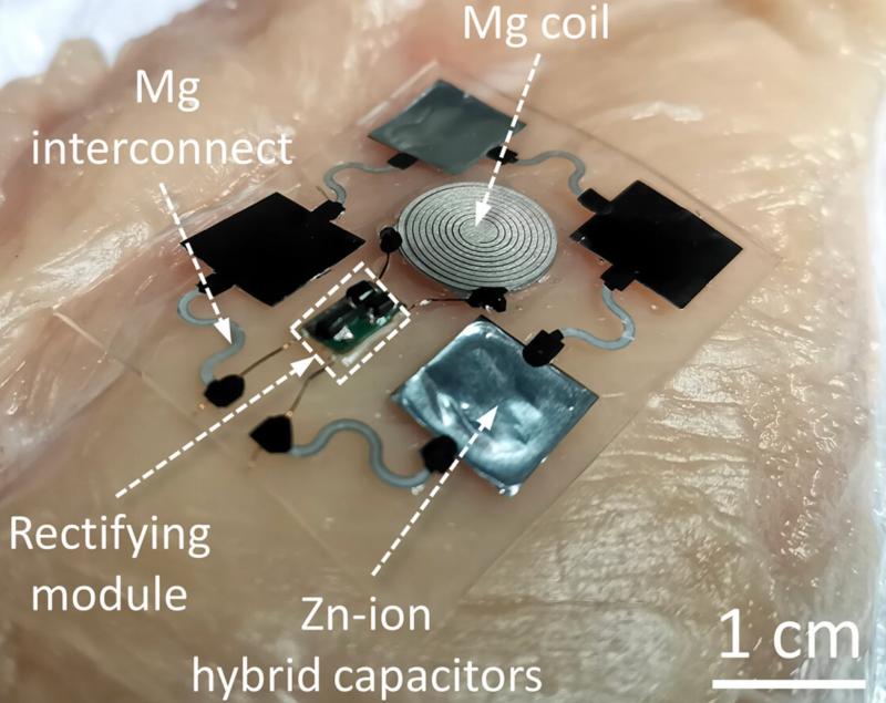 Китайцы создали беспроводную зарядку, которую можно безопасно поместить внутрь человека