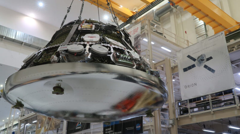  Капсула Orion миссии Artemis II 