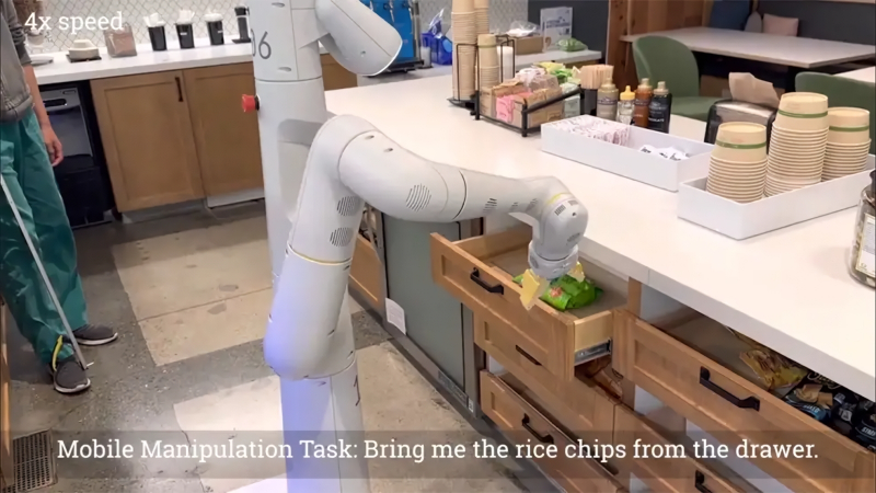  Кадр из видеоролика с демонстрацией управляемого мультимодальным генеративным ИИ робота (источник: Technical University of Berlin) 