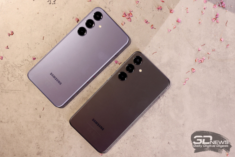  Samsung Galaxy S24+ двух разных расцветок 