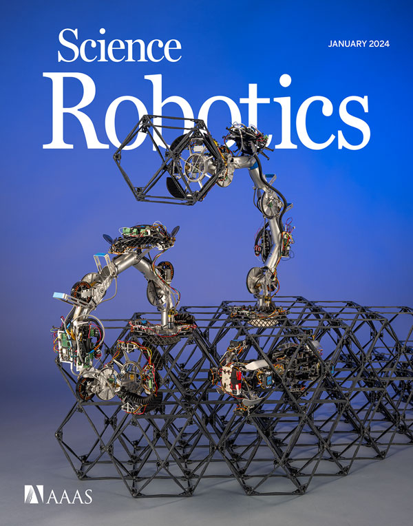  Обложка свежего номера Science Robotics 
