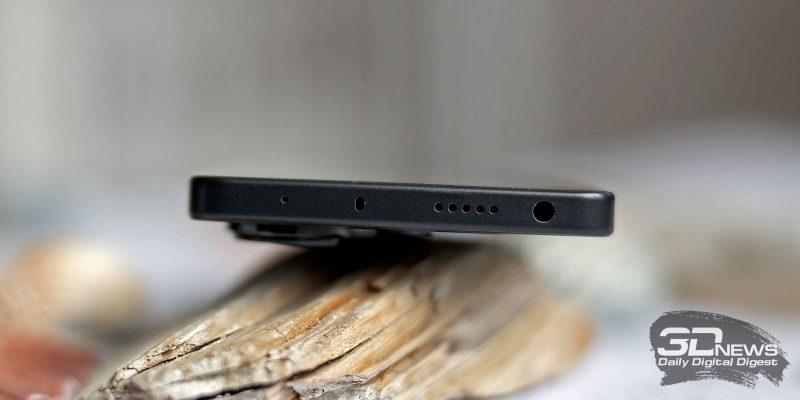  Xiaomi Redmi Note 13 Pro, верхняя грань: микрофон, динамик, ИК-порт, мини-джек 