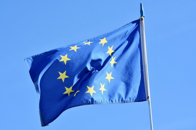 Соцсеть X, TikTok и Booking.com могут подвергнуться жёсткому регулированию в Евросоюзе