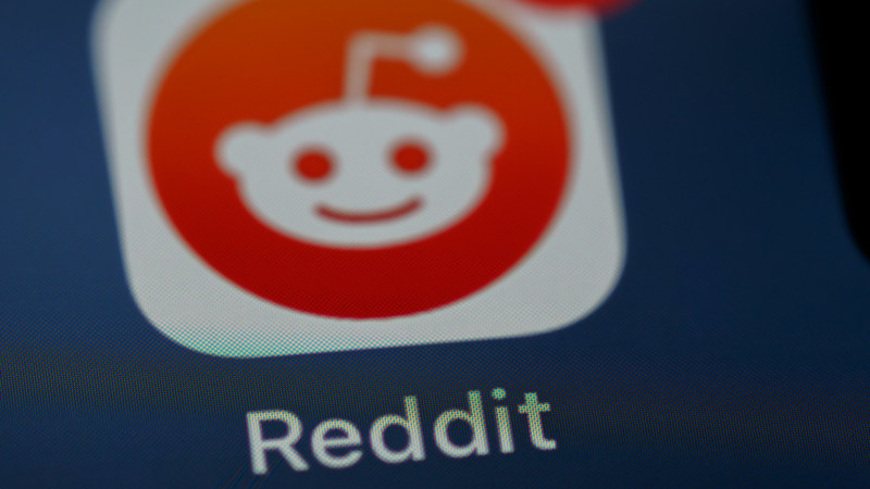 Reddit намерена привлечь $750 млн в крупнейшем IPO года и предложит своим пользователям стать биржевыми спекулянтами
