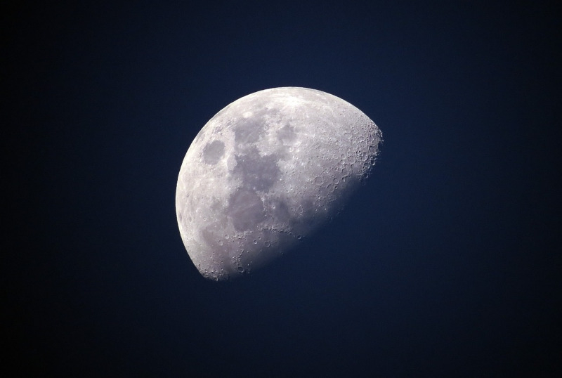 NASA поручили разработать стандарт лунного времени