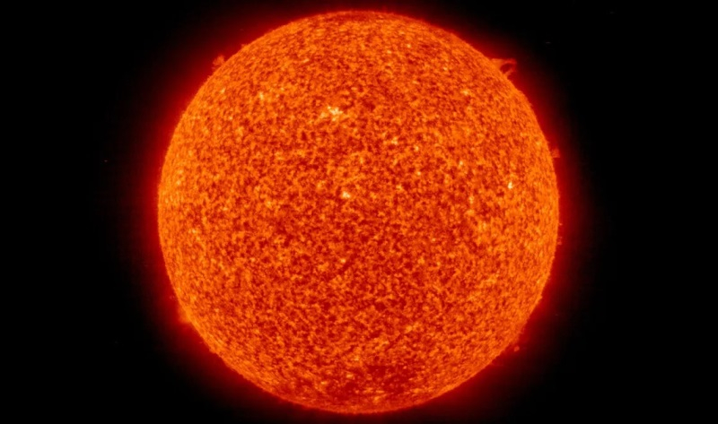 Учёные зафиксировали на Солнце семь мощных вспышек за день
