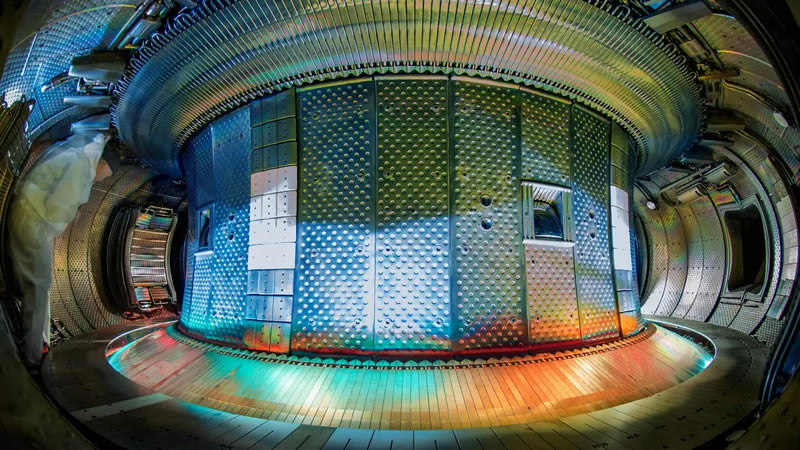 Термоядерный рекорд: токамак WEST шесть минут удерживал плазму при 50 млн °C