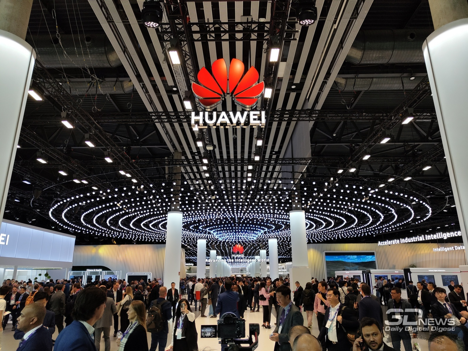 Intel и Qualcomm прекратят поставлять процессоры Huawei — так решила администрация Байдена