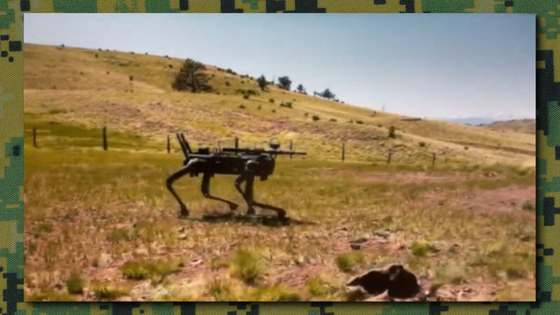 Военные США начали тестировать робопсов, оснащённых стрелковым оружием