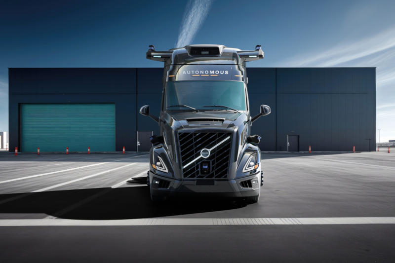 Volvo представила тягач с полным автопилотом — он готов к массовому производству