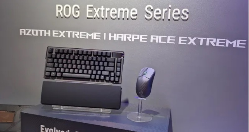 Asus представила флагманскую клавиатуру ROG Azoth Extreme, мышь ROG Harpe Ace Extreme из карбона, а также гарнитуру ROG Delta II