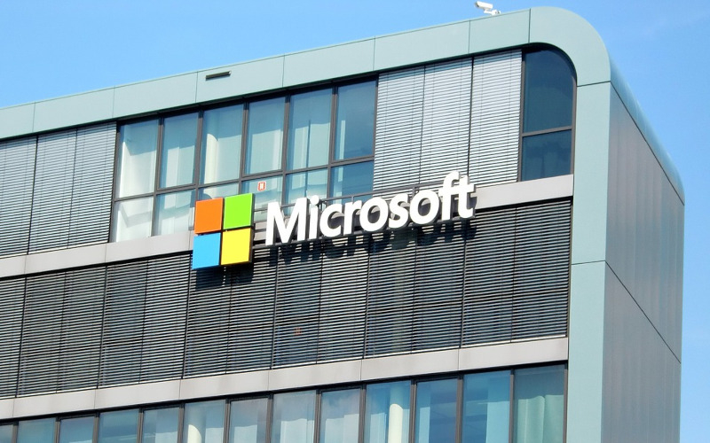 Microsoft отключила от своих служб половину российских корпоративных клиентов