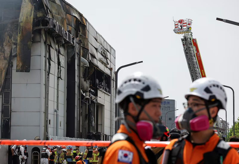 Взрыв литийионной батареи привёл к крупнейшему пожару на аккумуляторном заводе недалеко от Сеула