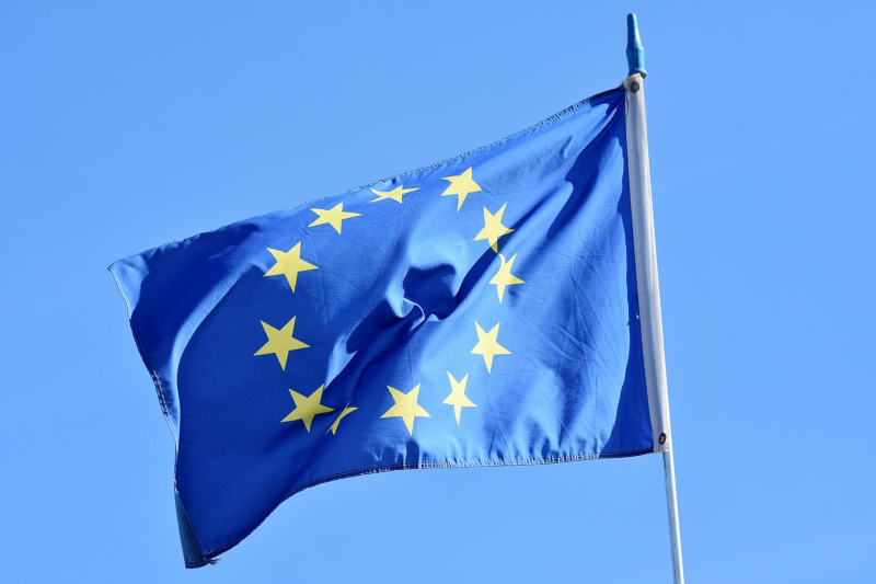 Евросоюз обвинит M**a в нарушении DMA из-за политики «плати или соглашайся»