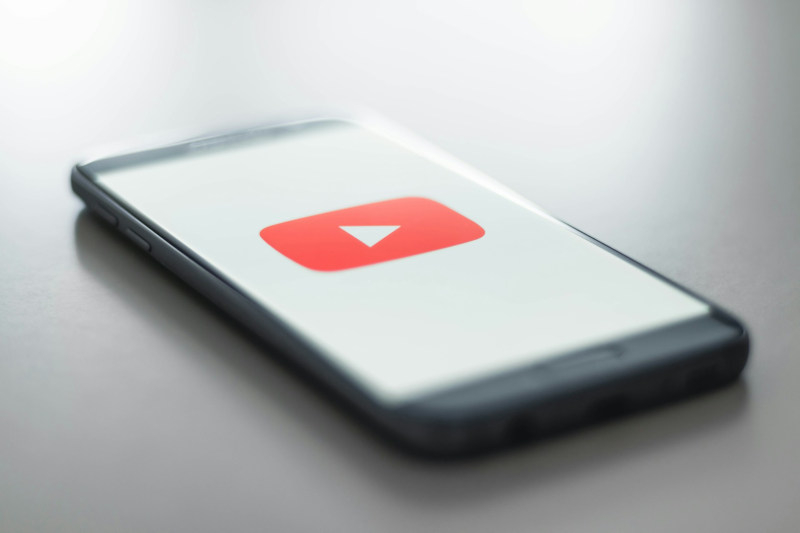 YouTube заработал на рекламе $8,66 млрд во втором квартале, но на Уолл-стрит ожидали большего