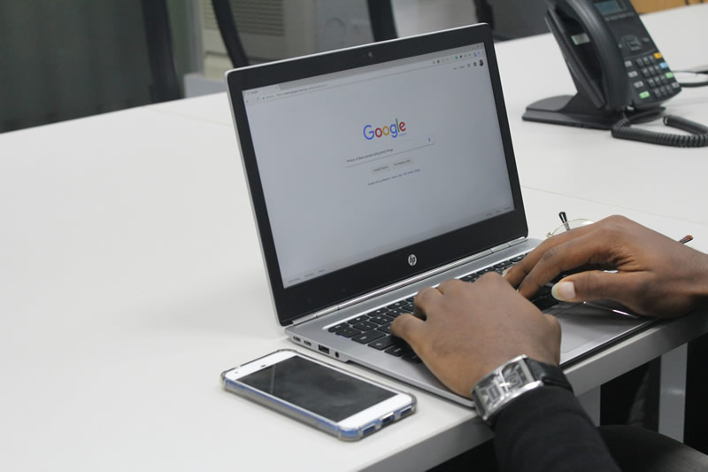 В поисковую выдачу Google просочилась убедительная реклама поддельного Google Authenticator
