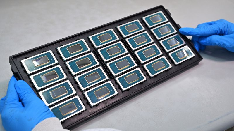 Проблемы с выпуском Meteor Lake могли заставить Intel быстрее налаживать производство этих процессоров в Ирландии