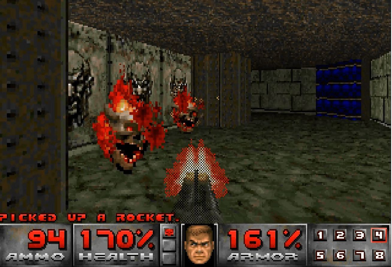    Doom  Sega Saturn -,      27 