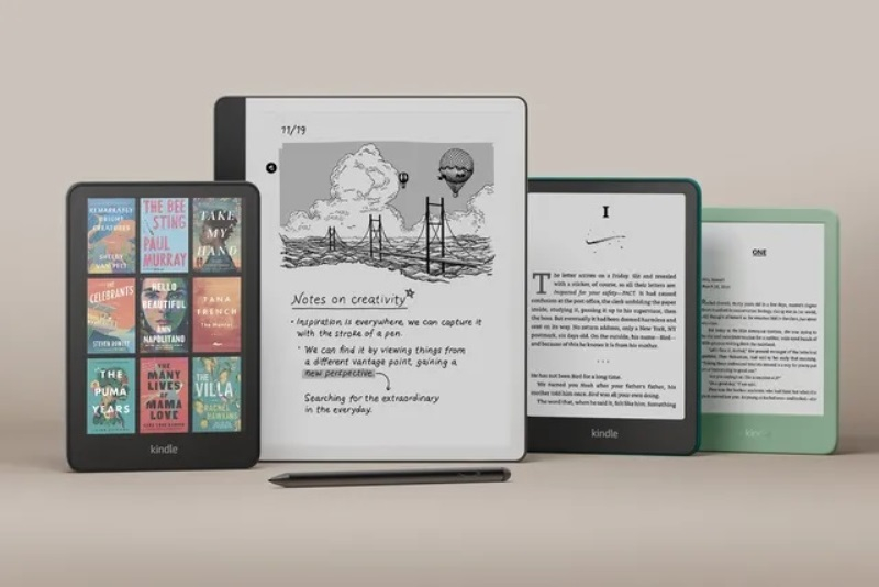 Amazon случайно представила первый цветной Kindle и ещё три ридера для электронных книг