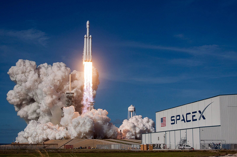 SpaceX Falcon 9    30     100  ,  