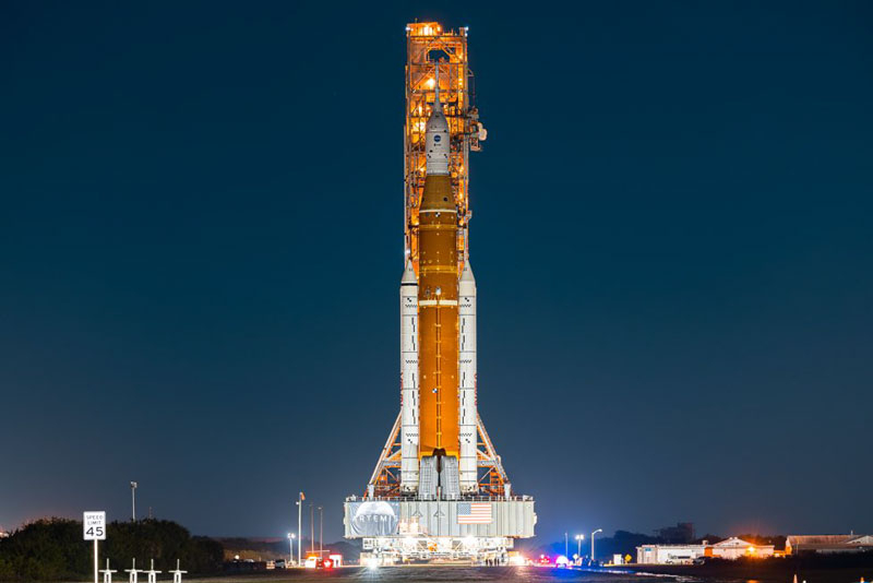  «Лунная» ракета SLS 