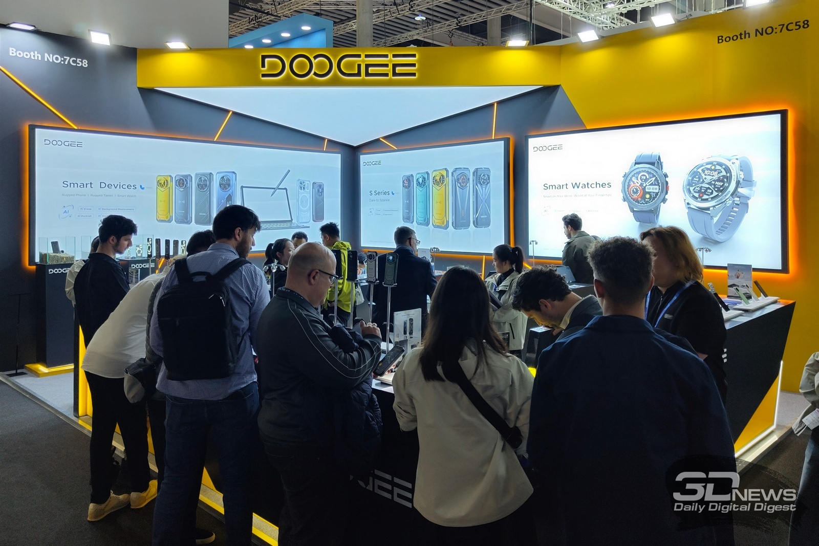 Doogee   MWC 2025       