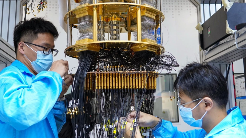 В Китае квантовый компьютер впервые применили для точной настройки ИИ