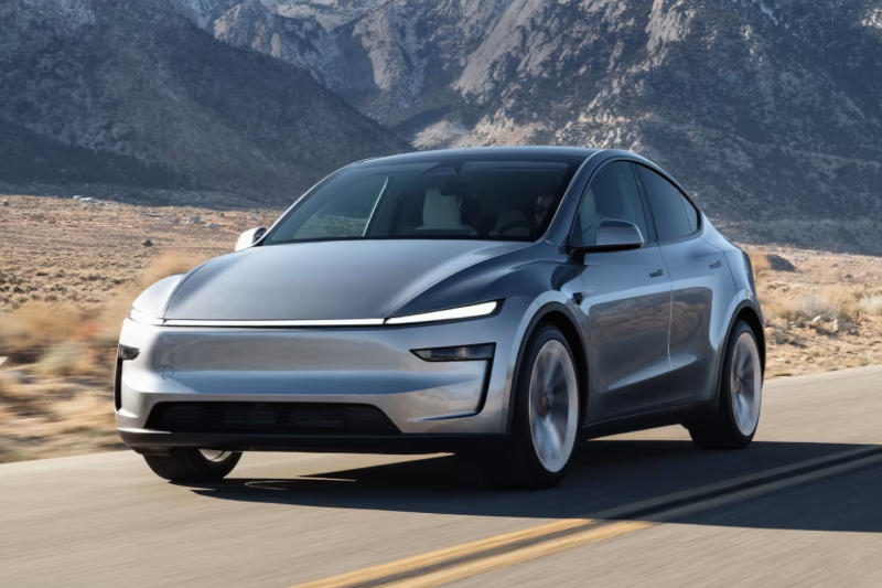Совет директоров Tesla утверждает, что не ищет замену Маску и верит в его «потрясающий план роста»