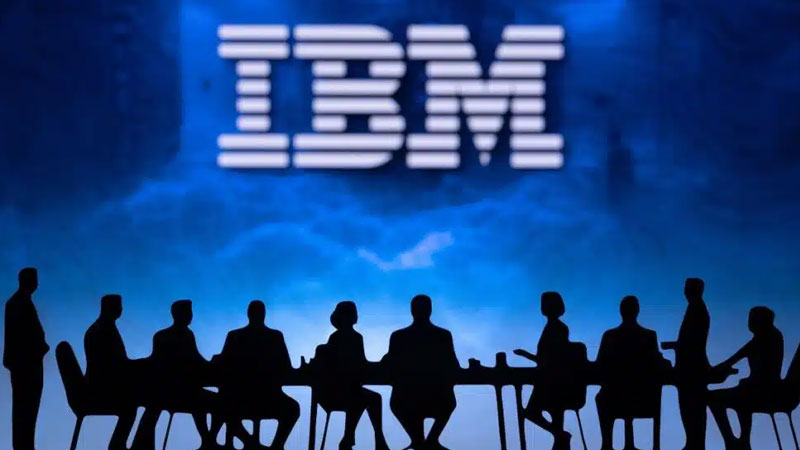 IBM хотела сократить штат, внедрив ИИ, но в итоге сотрудников стало только больше
