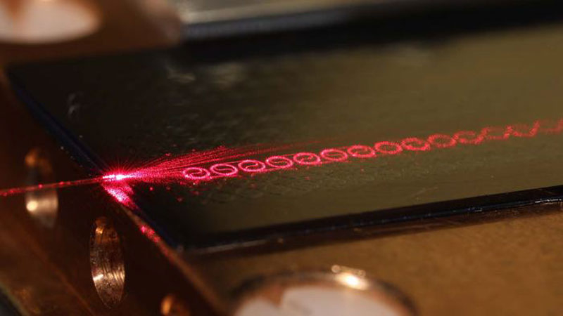 Учёные придумали бустер для лазера  с ним трафик по оптике буквально взлетит