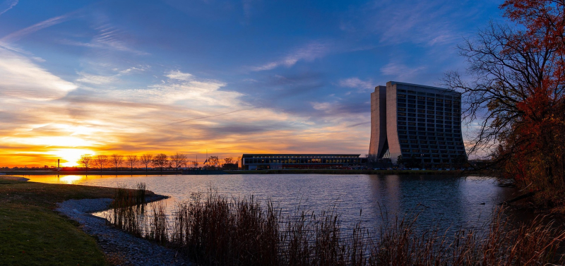 Fermilab получит ленточную библиотеку ёмкостью более 225 Пбайт